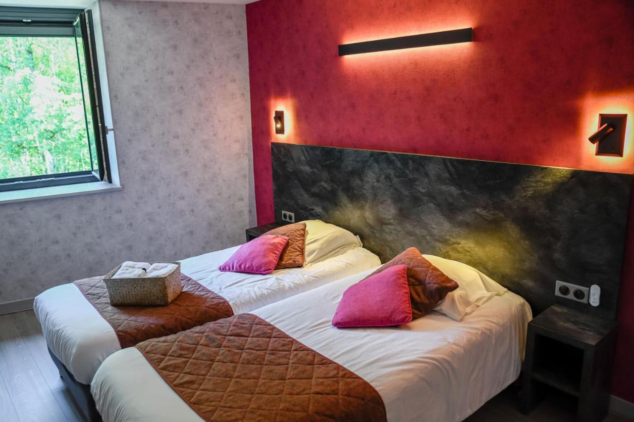 Logis La Chaumiere Hotel 3*