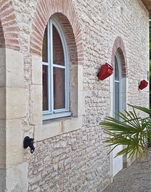 Logis La Chaumiere Hotel 3*